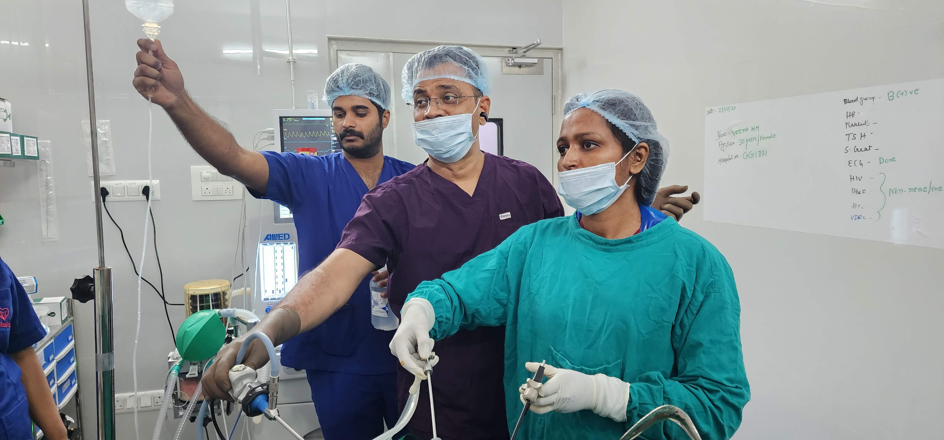 Dr. Rashmi T N performing laparoscopic surgery at GarbhaGruha Health Center Bangalore